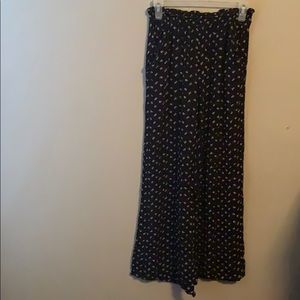 Black and white flower pants